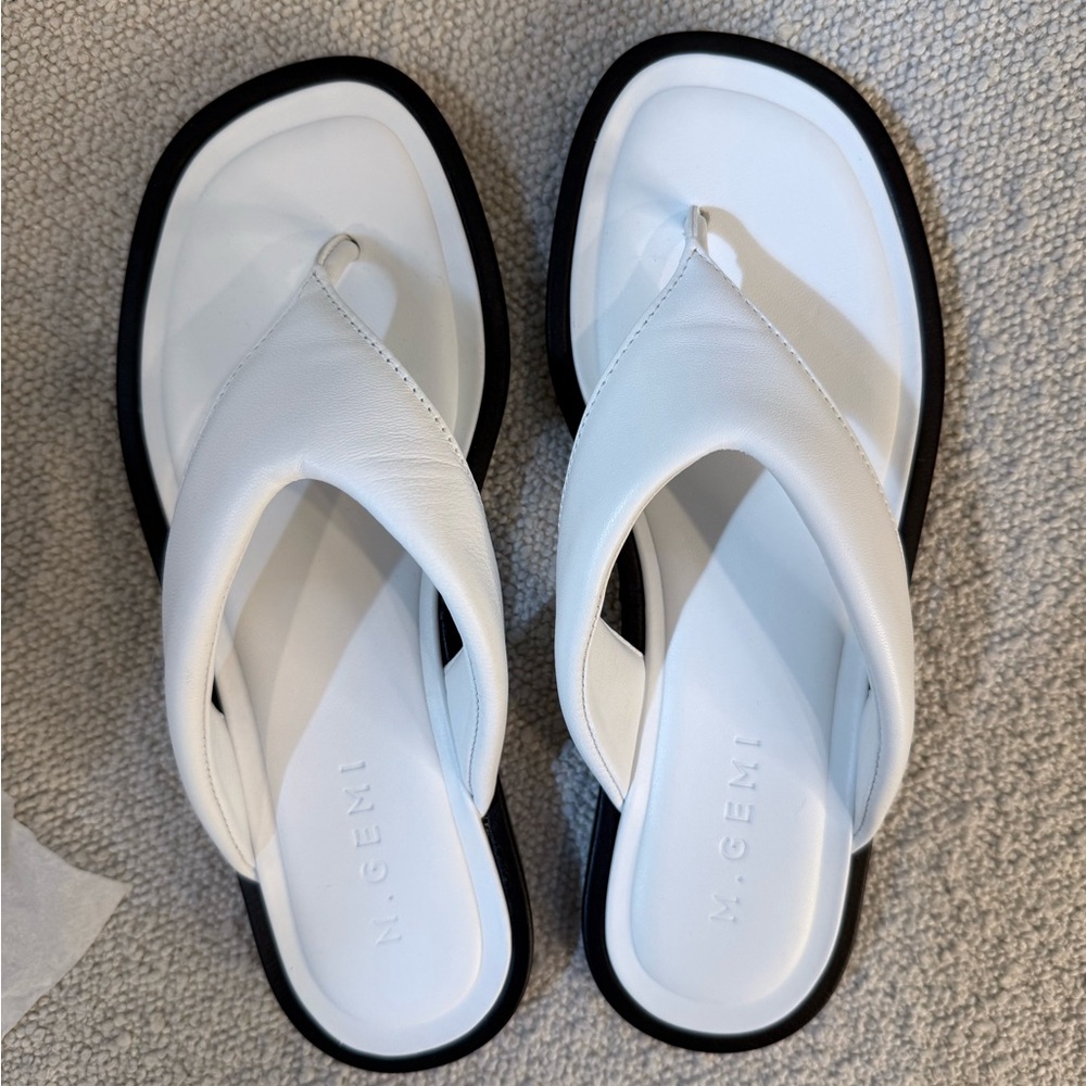 M. Gemi Strappy Sandals - Black Leather, Size 8.5 (EU 39 1/5)